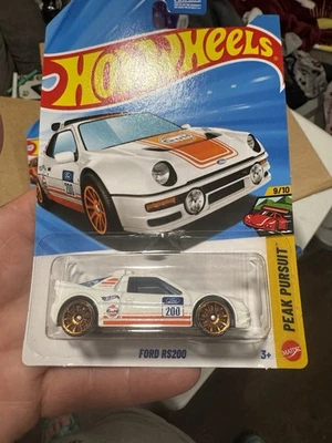 Estuche Q Mainline Ford RS200 edición GLF Hot Wheels 2025 Foto 1 de 4