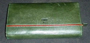UMI Designs Green Leather Wallet Bi Fold Multi Slots Two License Windows - Picture 1 of 5