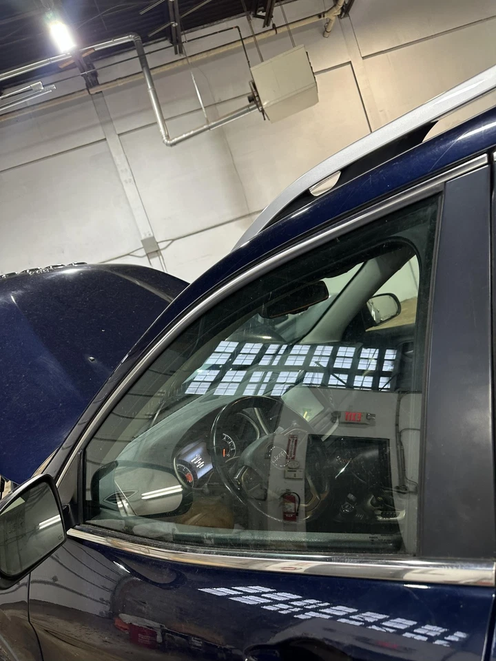 14 15 16 17 18 19 20 21 22 23 JEEP CHEROKEE Front Door Glass/window Left - Image 1 of 1