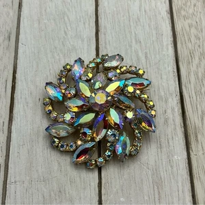 Broche Vintage Grande Diseñador Aurora Boreal Conjunto de Prontas Corte Navette Cristales - Imagen 1 de 5