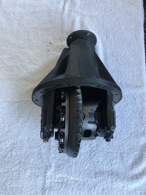 1996-2002 Toyota 4Runner 4.10 rear diff differential 3rd member NON E Locker oem - Image 1 of 4