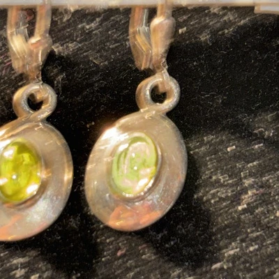 Brincos pendentes de prata esterlina 925 com gota de ametista - Imagem 1 de 4