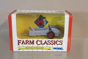 ERTL 2846 FARM CLASSICS 1/43 SCALE MANURE SPREADER TRAILER om - Picture 1 of 6