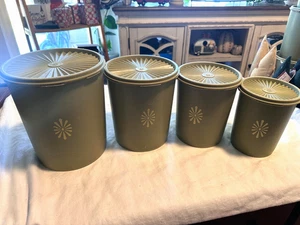 Tupperware 805 807 809 811 Set of 4 Canisters Sage Green Avocado Servalier Lids - Picture 1 of 8