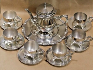 Set da tè parziale International Silverplate 6 set con sottopiatti - Foto 1 di 12
