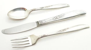Winsome II Tudor Plate Oneida Community Silverplate Youth Set Gabel Löffel Messer - Bild 1 von 4