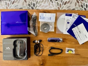 Casi nuevo: Reproductor MP3 Sony Walkman NW-S706F violeta 4 GB - Imagen 1 de 10