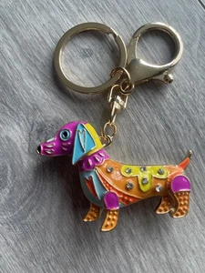 NEU Damen Dackel Wurst Hund bunt Schlüsselanhänger Tasche Handtasche Anhänger Silber - Bild 1 von 4