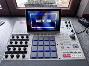 Akai MPC x SE Sampler Workstation Sequencer Controller - Bild 1 von 20