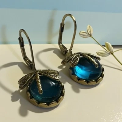 Fashion Women's Vintage Style Dragonfly Blue Gemstone Earrings Trendy New - Image 1 of 4