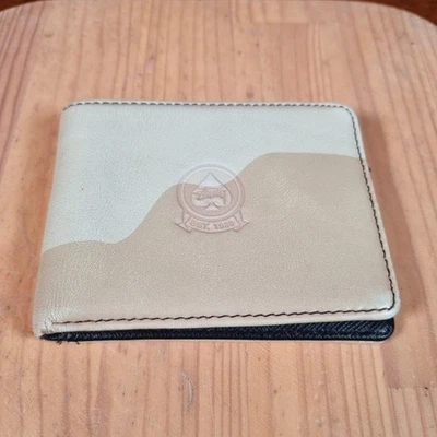 Кожаный бумажник Stussy унисекс с отделениями для наличных карт белый кремовый с удостоверением личности  - Изображение 1 из 4