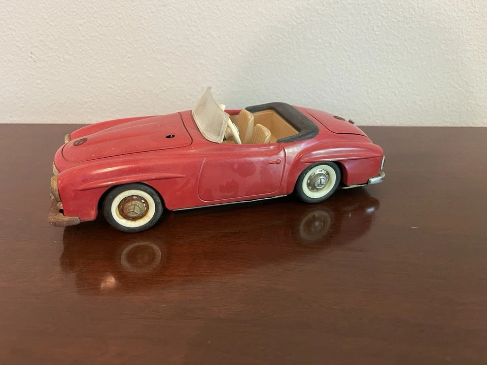 Coche de hojalata vintage Schuco Elektro fenomenal 5503 Mercedes 190SL - sin llave, Alemania Foto 1 de 4