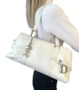 Christian Dior Vintage Logo Charm Schultertasche Reißverschluss weiß silber Leder RangAB - Bild 1 von 13
