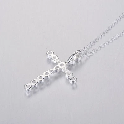  Collana con ciondolo moda creativa Croce placcata in zircone Pendente in - Immagine 1 di 4