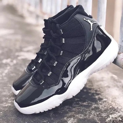 Air Jordan 11 Retro 'Jubilee' CT8012-011 Hombre Foto 1 de 4