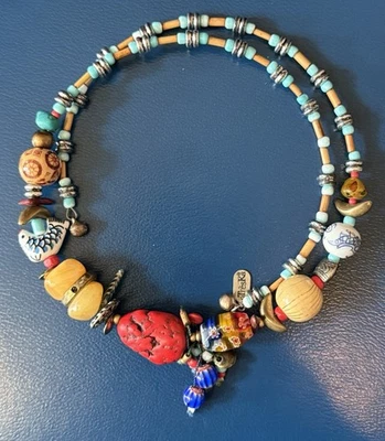 Collar Gargantilla Treska Cuentas Alambre Único Boho Hippie Artesanal Pescado Cuentas de Vidrio Foto 1 de 4