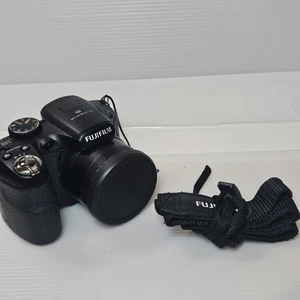 Fujifilm Finepix S1800 12MP 18x Optical Zoom Black Digital Camera - Picture 1 of 15