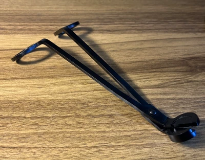 Recortadora de mecha de vela negra Foto 1 de 3