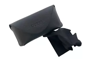 New GUESS Black Case For Eyeglasses/Sunglasses With Cleaning Cloth - Picture 1 of 1
