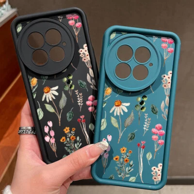 Flower Pattern Phone Case For OnePlus 13 Ace 5 3 13T 12 13R 12R Silicone Cover - Image 1 of 4