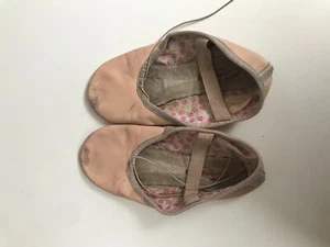 Capezio Clara Ballet Dance Shoes Leather Child Size 4M Ballet Pink Used - Picture 1 of 2