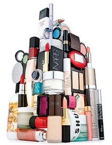7 item makeup wholesale cosmetics inc black mascara Christmas party bag xmas uk1 - Picture 1 of 1
