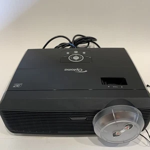 Projector Optoma TW610ST DLP 3100 HD HDMI - Only 131 Hours - No Remote - Works! - Picture 1 of 17