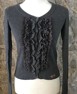 WOMENS JUNIOR GIRLS GRAY RUFFLED SHORT LONG SLEEVE SWEATER SIZE S BY HOLLISTER - Picture 1 of 6