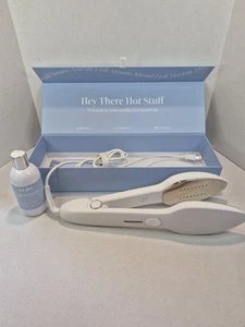 Nori Handheld Steam Iron & Fabric Facial - Picture 1 of 13