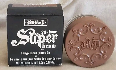 KAT VON D 24-Hour SUPER BROWAUBURN Long-wear Pomada 5 g / 0,18 oz Foto 1 de 4