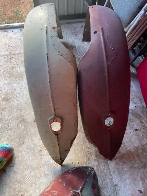 Guardabarros trasero y cenefa trasera para piezas metálicas originales mg td. Sin óxido.  Foto 1 de 4