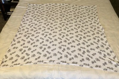 Juego de 2 mantas para bebé Swaddle Minnie Mouse 38 x 42" puntos rosas y violetas 38 x 40" Foto 1 de 4