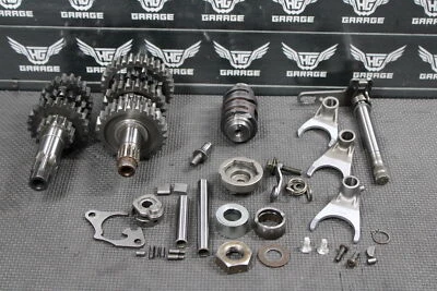 Kawasaki KLX400SR 2003 transmisión de motor OEM engranajes de montaje Tranny Foto 1 de 4