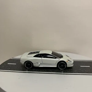 2009 Hot Wheels #150 Dream Garage 4/10 LAMBORGHINI MURCIELAGO White w/Black PR5 - Picture 1 of 12