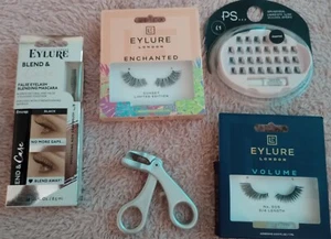 **Selection Of False Eyelashes And Accessories ** - Picture 1 of 7