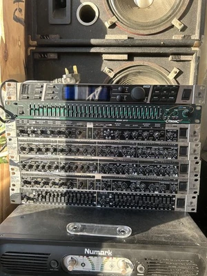 Behringer ULTRAGRAPH PRO FBQ1502 High-Definition 15-Band Stereo Graphic - Image 1 of 3