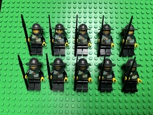 LEGO Castle Fantasy Kingdom dragon Knight Minifigures - Picture 1 of 1