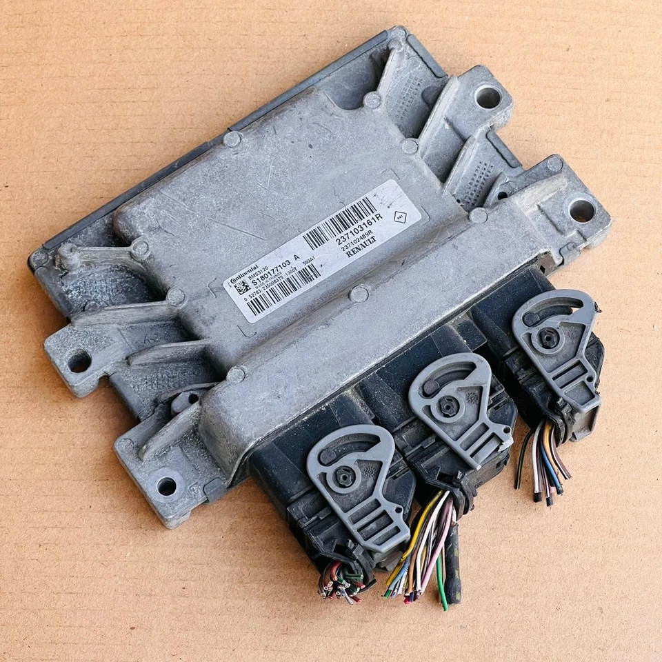 2011 Renault Fluence New SM3 (L38) ECU Engine Control Unit Module S180177103A - Image 1 of 3