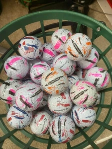 50 pelotas de golf TaylorMade surtidas velocidad pintura suave =como nuevas = 5-A - Imagen 1 de 1