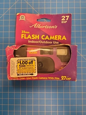 Albertson's 35mm Flash Camera Single Use 27 Exposures Expired Konica Film Loaded - Image 1 of 4