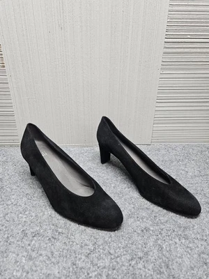 Zapatos de salón Stuart Weitzman para mujer 9W negros gamuza gatito tacones formales elegantes punta puntiaguda Foto 1 de 4