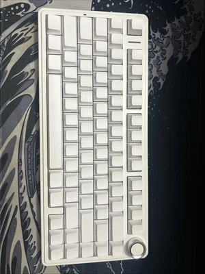 Teclado mecânico Aula F75 75% junta sem fio (leia Desc para detalhes) - Imagem 1 de 3