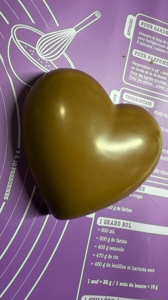 Handmade 3D Heart Milk Chocolate Bar Artisan Belgian Callebaut Gift Unique 100g. - Image 1 of 4
