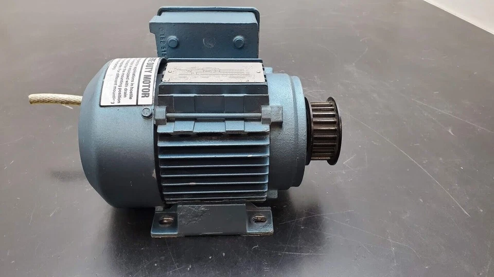 SEW Eurodrive DT71C4-KS Severe Duty Motor 3PH 230/460V 60Hz 1.32/.66A .33HP  - Image 1 of 4