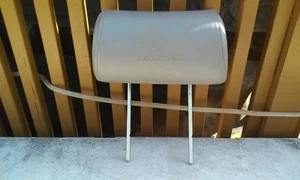 BUICK ROADMASTER HEAD REST (LIMITED) GREY LEATHER 1993 - Bild 1 von 2