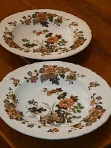 2x Wedgwood Etruria Rimmed Soup Bowls - Eastern Flowers - Picture 1 of 4