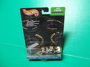 1998 Hot Wheels Team Pro Racing Sabco Sterling Marlin Monte Carlo Pit Crew - Picture 1 of 10