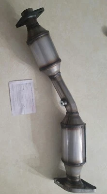 Convertidor catalic TWG Nissan Sentra Foto 1 de 4