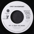 Chet Davenport: Sind -u- bereit für Freddie / True Love's Ball und Kette 7" Single