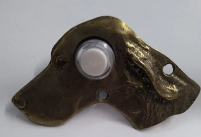Cubierta de timbre de latón antiguo con botón iluminado enchapado en acero con cabeza de perro Foto 1 de 3